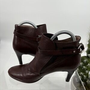Salvatore Ferragamo Brown Leather Gancini Ankle Length Heeled Ankle Boots Sz 7B